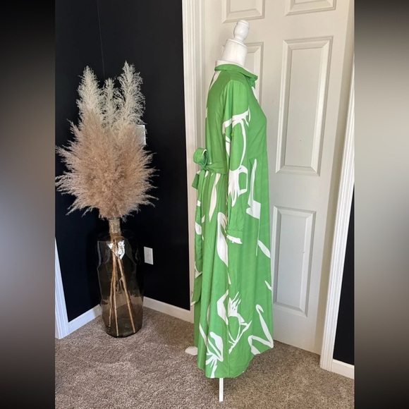 UOUO by NB.co Button Front Green Print Shirt Dress with tie Waist
size Medium - Picture 5 of 10